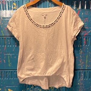 American eagle outfitters. T230